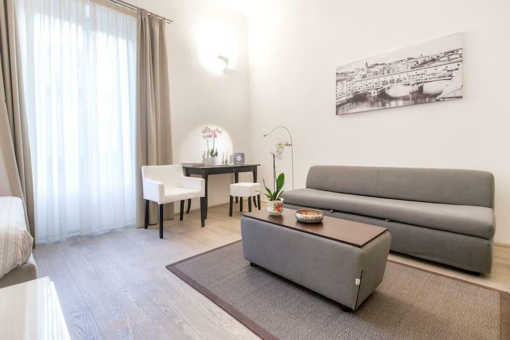 Santa Croce Studio ฟลอเรนซ์ ภายนอก รูปภาพ
